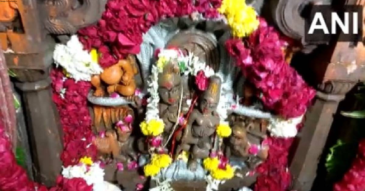 MP: Devotees throng Mahakaleshwar Temple on seventh ‘Shravan Somvar’, 'Nag Panchami' in Ujjain
